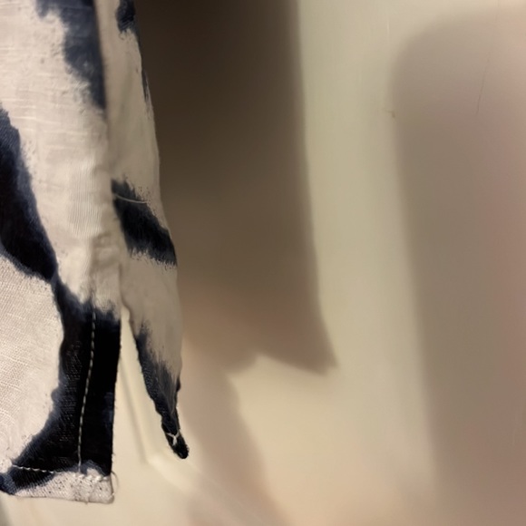 Andrea Jovine cotton linen, side pocket, cover-up, or shirt - Picture 6 of 10